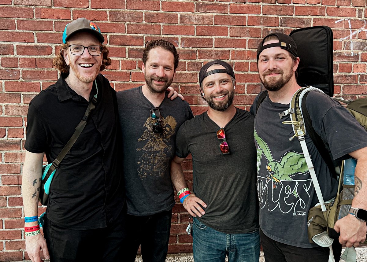mightymissoula's tweet photo. 🤗 Thanks for having us, @post_fest. We loved meeting everyone and sharing our Pacific NW vibes with you. Thank you thank you❗️
#POSTFestival #indyhifi #PostRock #PostRockDiscovery #PostFest23 #SummerMusicFestival https://t.co/pEZYsd5ORI