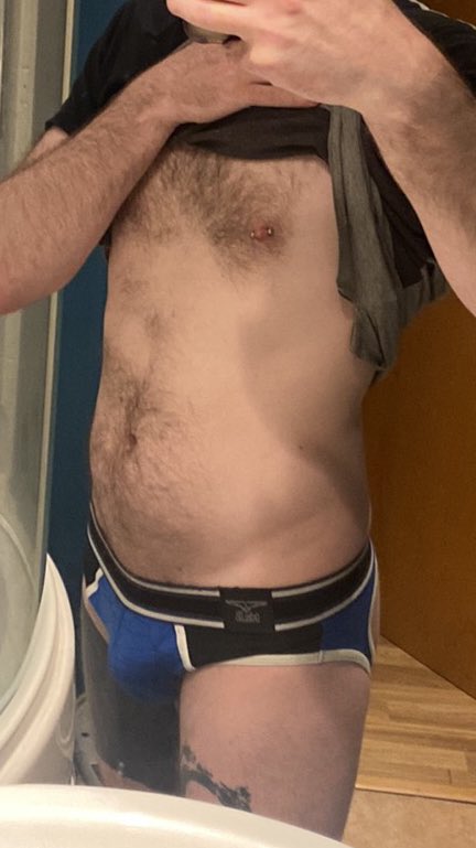 dundee_fun's tweet photo. @sedgwickguth I’d happily model for one aswell 😉 https://t.co/uUs27NmoBv