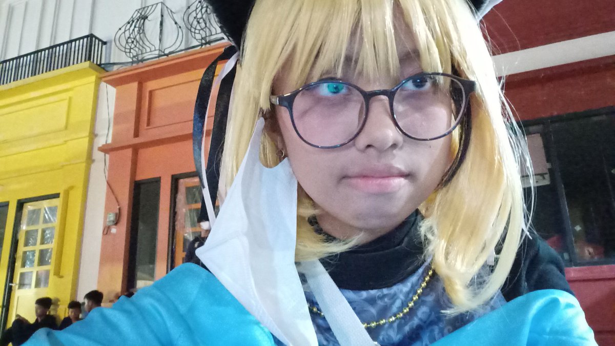 Hi