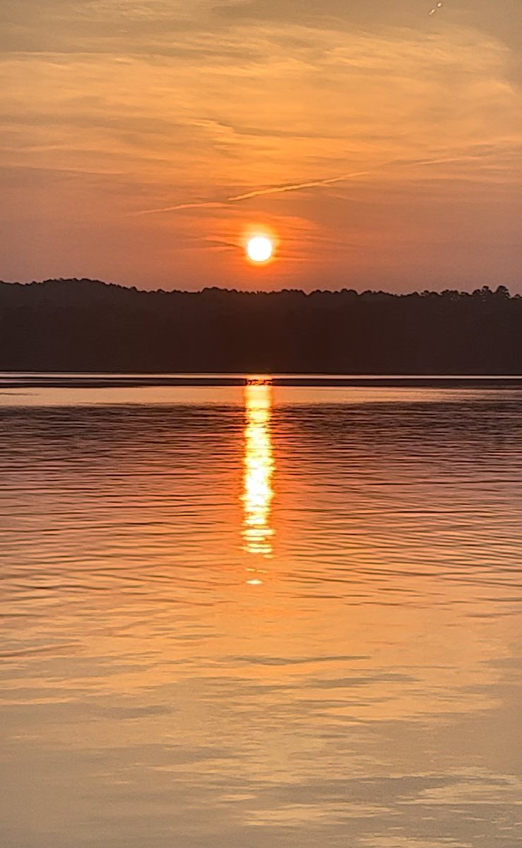 fropappy's tweet photo. Sunday morning sunrise at Degray. #Sunrise #Degray #Arkansas #LakeLife https://t.co/N6rp3ISK3N
