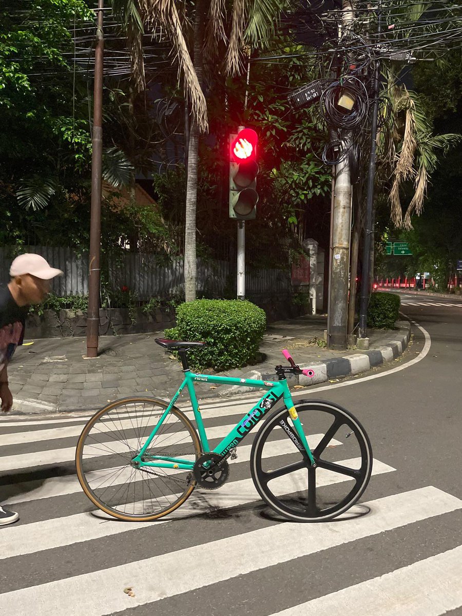SoniAng20124127's tweet photo. Wts aerospoke depan  2.2jt nett azaaaa
Cempaka putih jakpus
WA 081291111990

Pedal mks x toeclip ckc juga masih ada ya bwang

#fnfjb https://t.co/X86oVzhVb9
