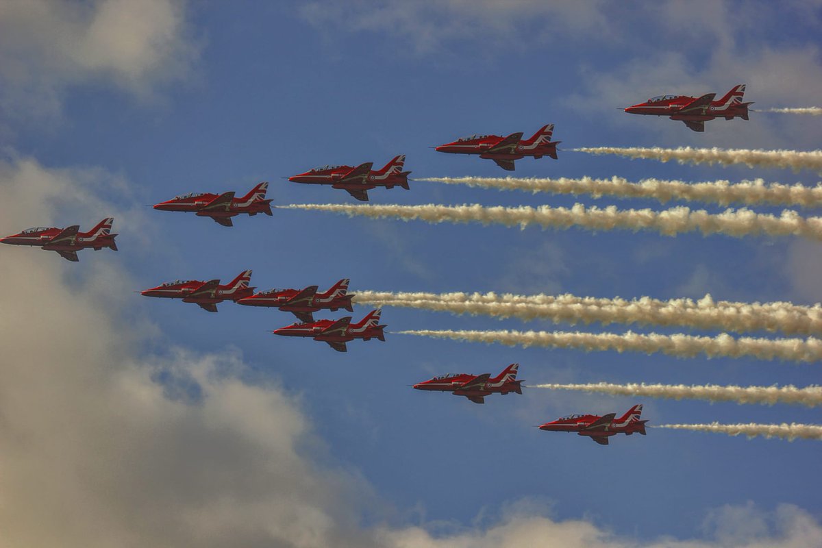 dublinmountain3's tweet photo. @rafredarrows Quick flyby at Baldonnell yesterday. https://t.co/UQnepwrdMo