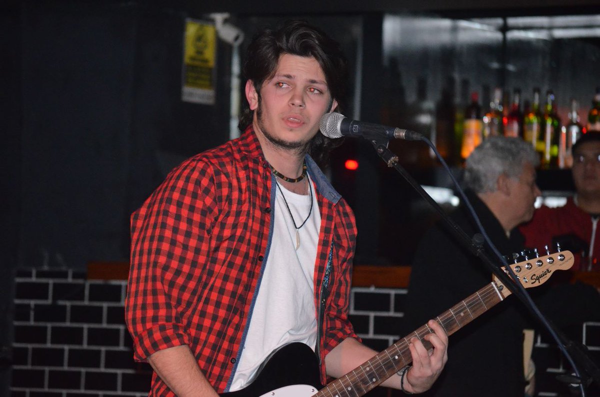 Muy agradecido con toda la gente que fue a 6237 el viernes! Volvimos a los escenarios con todo su aguante!