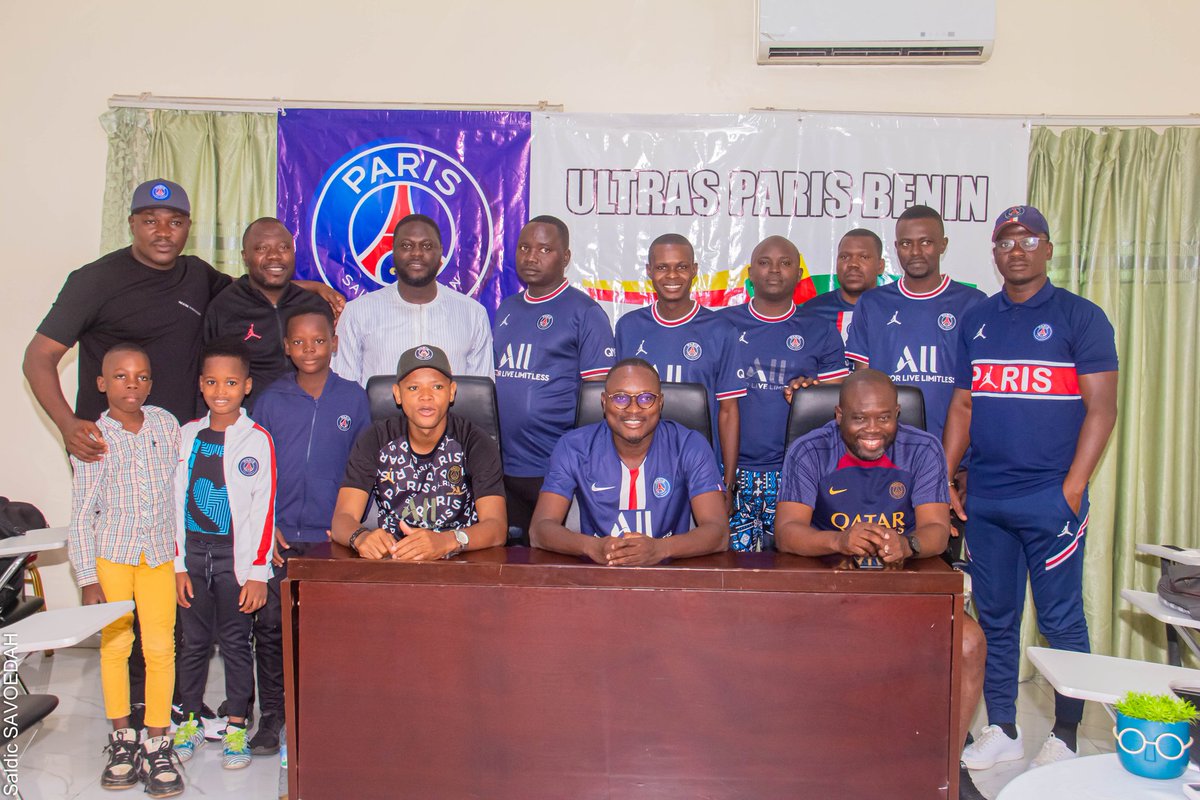 UltrasBenin's tweet photo. Assemblée générale ordinaire de l'association des Ultras Paris du Bénin. Un an d'existence bouclé avec un bilan et belles perspectives
Un match de Gala entre les Ultras Paris et les Fans du Barça
@PSG_KR @PSG_English @PSG_WorldNation @MegaPSG_ @ParisGalaxyOff @ActuTech_Foot https://t.co/oMn0rdXuR8
