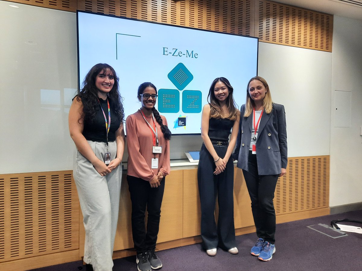 OlgaKomarynets's tweet photo. The E-ZeMe team at @TheCrick Innovation Challenge launch this Friday! I am very proud to mentor the youngest participants in this event full of brainstorming and blue sky thinking!
#crickinnovates #crickinnovationchallenge #Ochrebio #Personaldevelopment #ochreteam https://t.co/51iklpLCCi