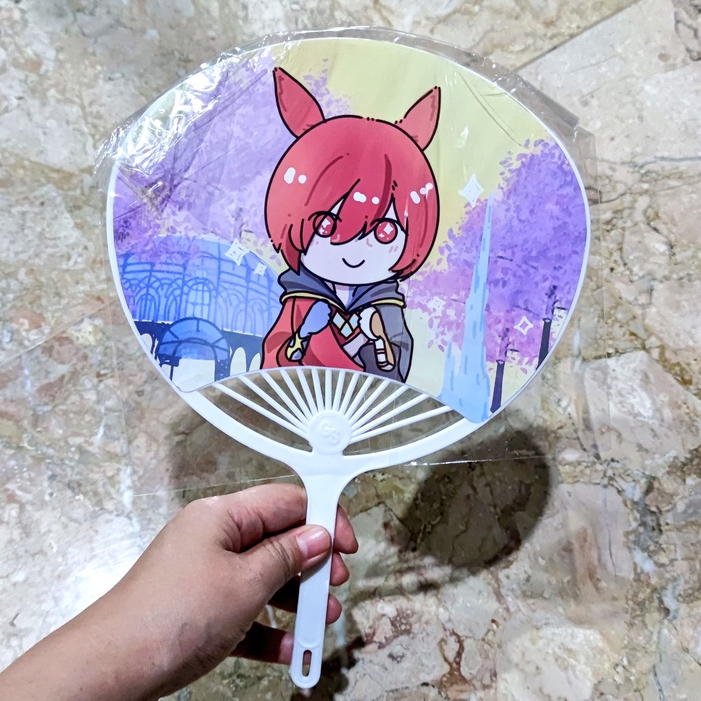 ReinaXIV's tweet photo. Sooo are you a G'raha fan? Then get yourself a G'raha fan! It has 2 sides: the Crystal Exarch and the happy cat foodie!
Exclusively at @/MakersQuestSG on 12th of Aug at limited quantity! 💖
#makersquest #CraftersOfLight #ReinaValentine https://t.co/H0RwWaAETh