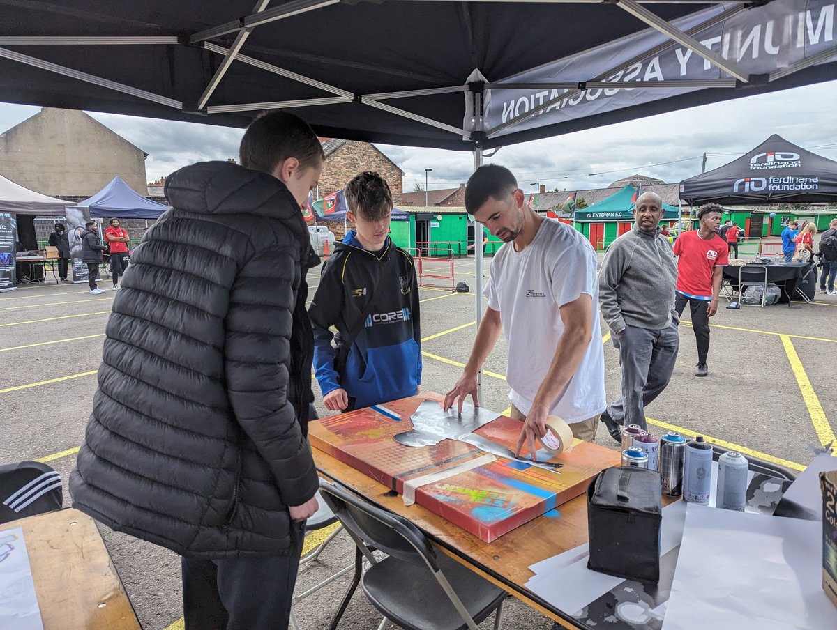 Lots of creativity on display with #5thelementni at <a href="/riofoundation/">Rio Ferdinand Foundation</a> and <a href="/GlentoranSP/">Glentoran Social Partnership</a> event today.