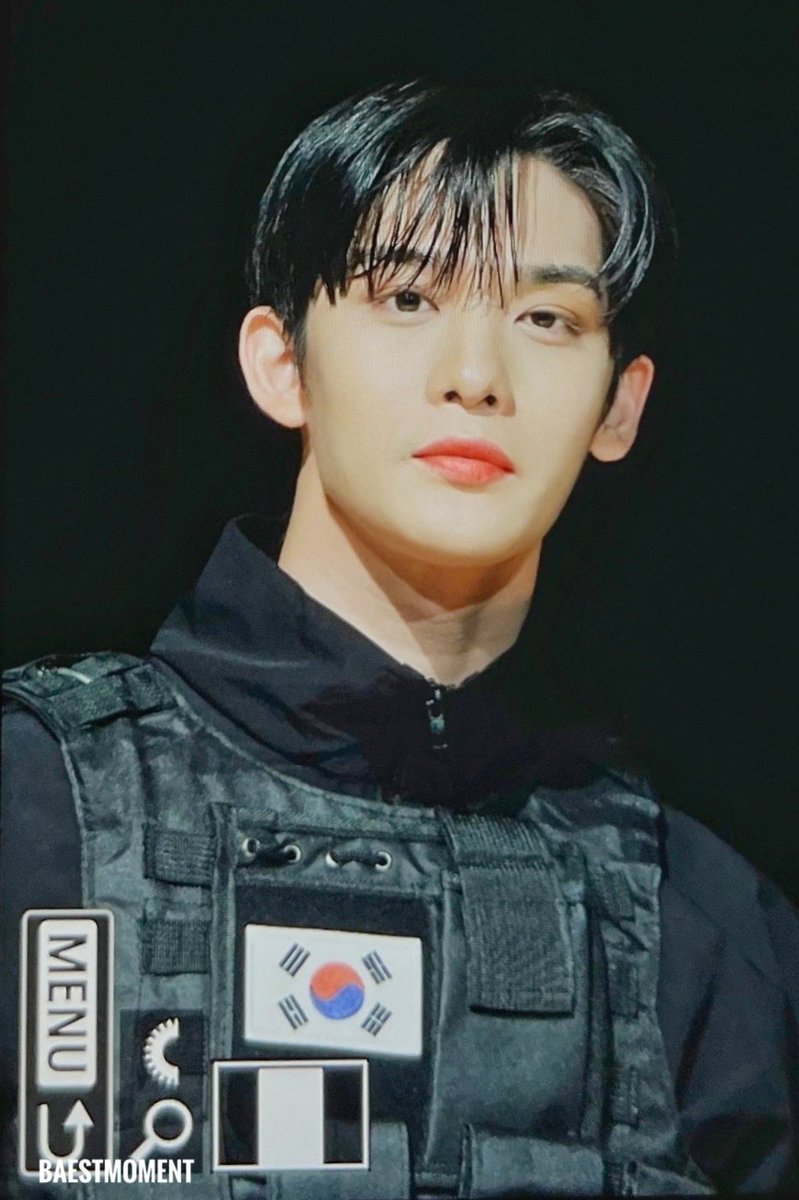 BAEst_Moment's tweet photo. 230730 #배진영
배진영은 신이다🫠🫠🫠... https://t.co/WKS27g4jNb