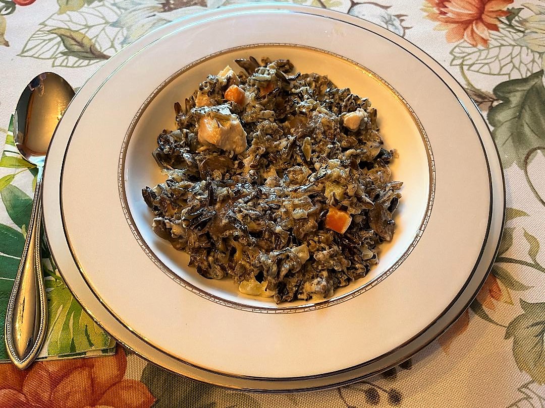 sockfairies's tweet photo. https://t.co/w7yAiLIXtT
A hearty dish and a bit fancy Ever Ready Chicken and Wild Rice Casserole.  A wonderful flavorful weeknight supper.
#wildrice #supper #casserole #dinnerideas #recipestotry https://t.co/5p9IJNyBYn
