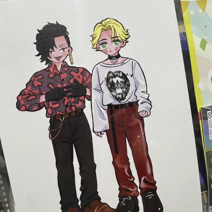 เปิดดูโปสการ์ดที่ซื้อจากงานโตมันมาก็อดใจหวีดของคุณคนนี้ไม่ได้ มันแบบน่าร้ากกกฮรื่อ