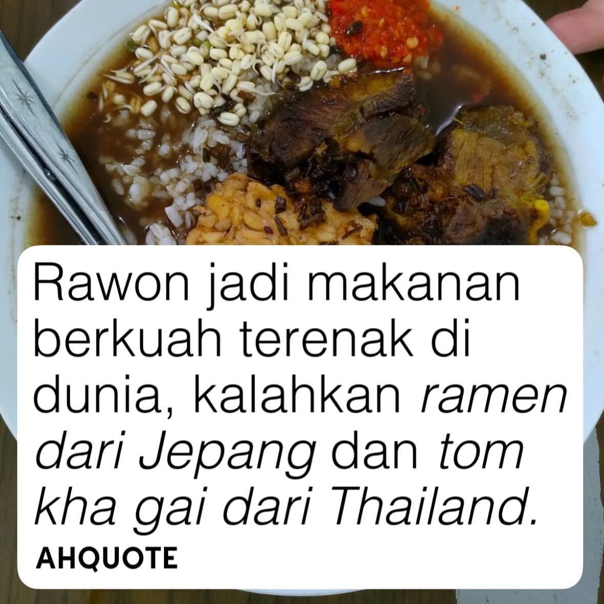 Menurut Taste Atlas, situs panduan wisata kuliner asal Kroasia, rawon masuk kategori sup atau makanan berkuah terenak di dunia pada Juli 2023.

TasteAtlas membuat penilaian tersebut berdasarkan peringkat yang diberikan oleh komunitas pembaca mereka. Adapun rawon yang merupakan