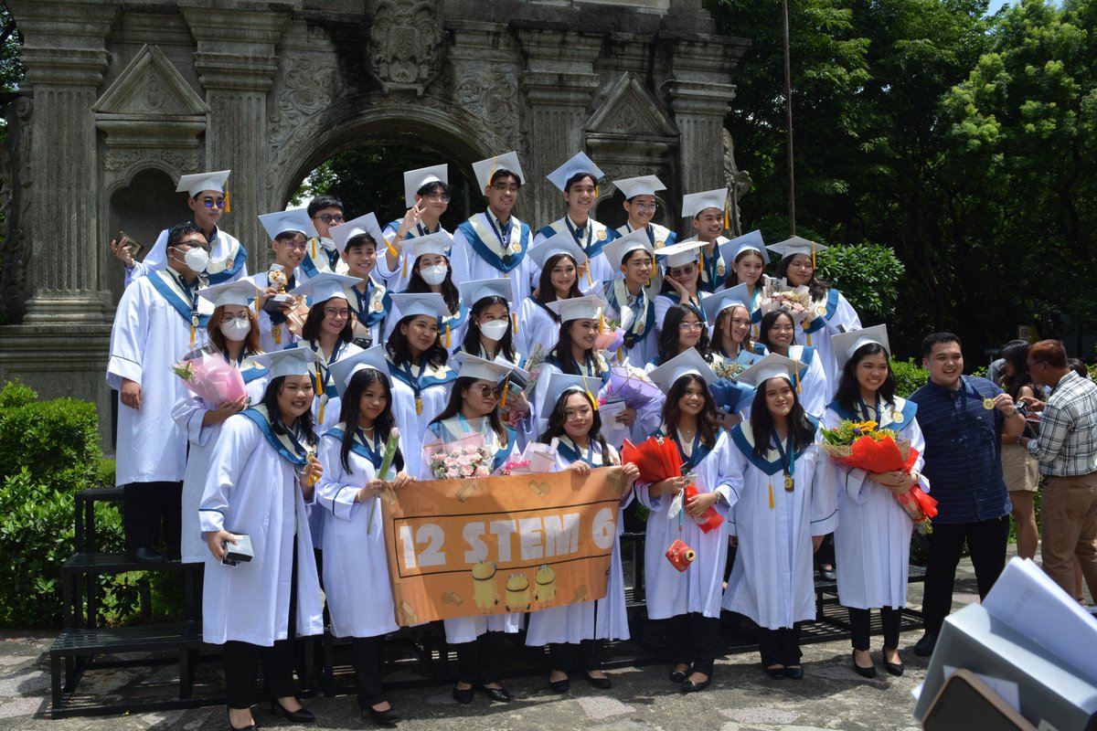 stemsix's tweet image. BORN TO BE LATE

Mula España, hanggang sa buwan. This has been STEM6 BATCH '23, signing off. 📷

💌: youtu.be/U2ugl1VvCFA