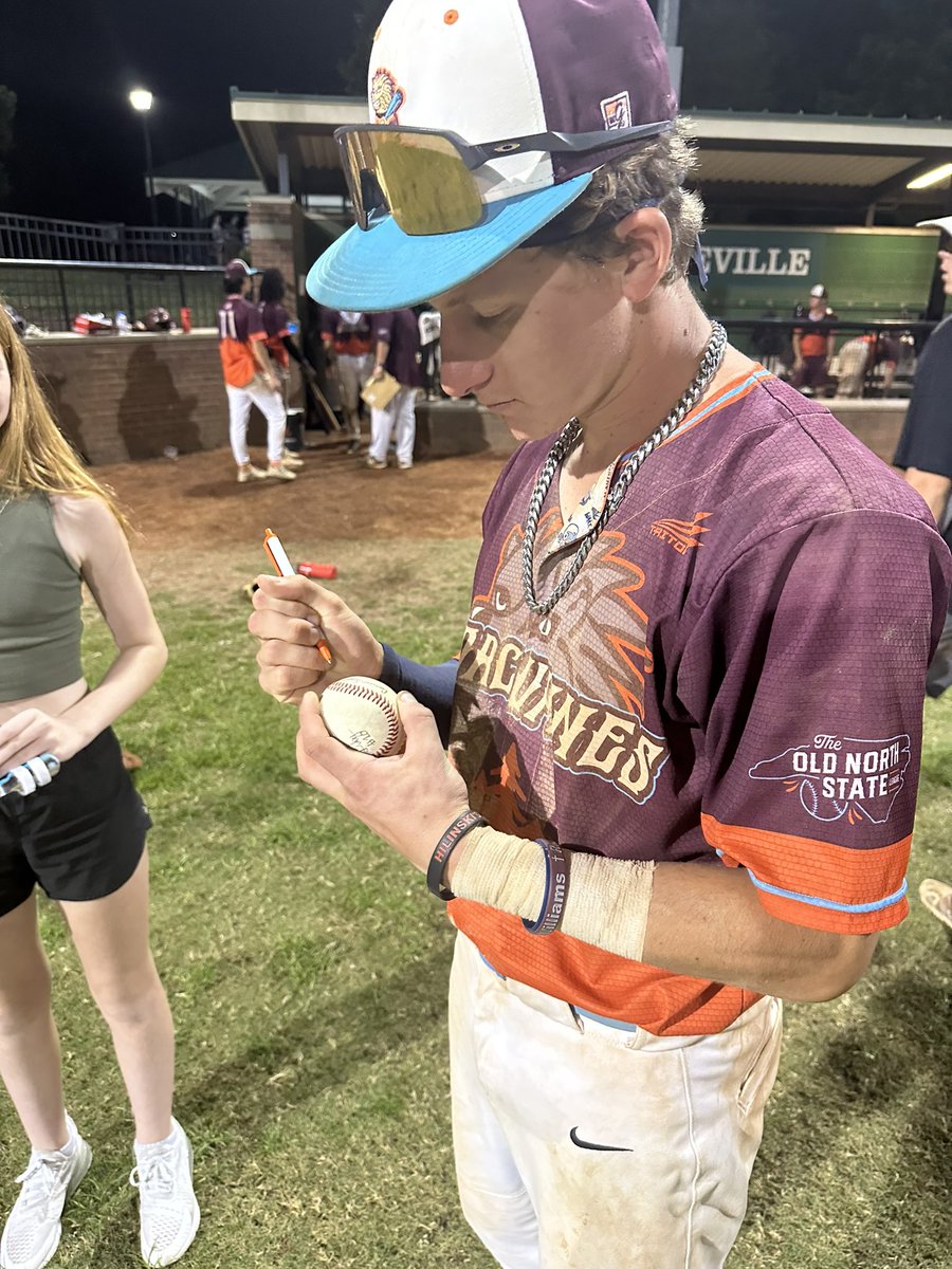 julesferrell's tweet photo. What a fun summer of baseball! The @PorcupinesONSL are the @ONSLBaseball Champions! https://t.co/7Y7ruliVKd
