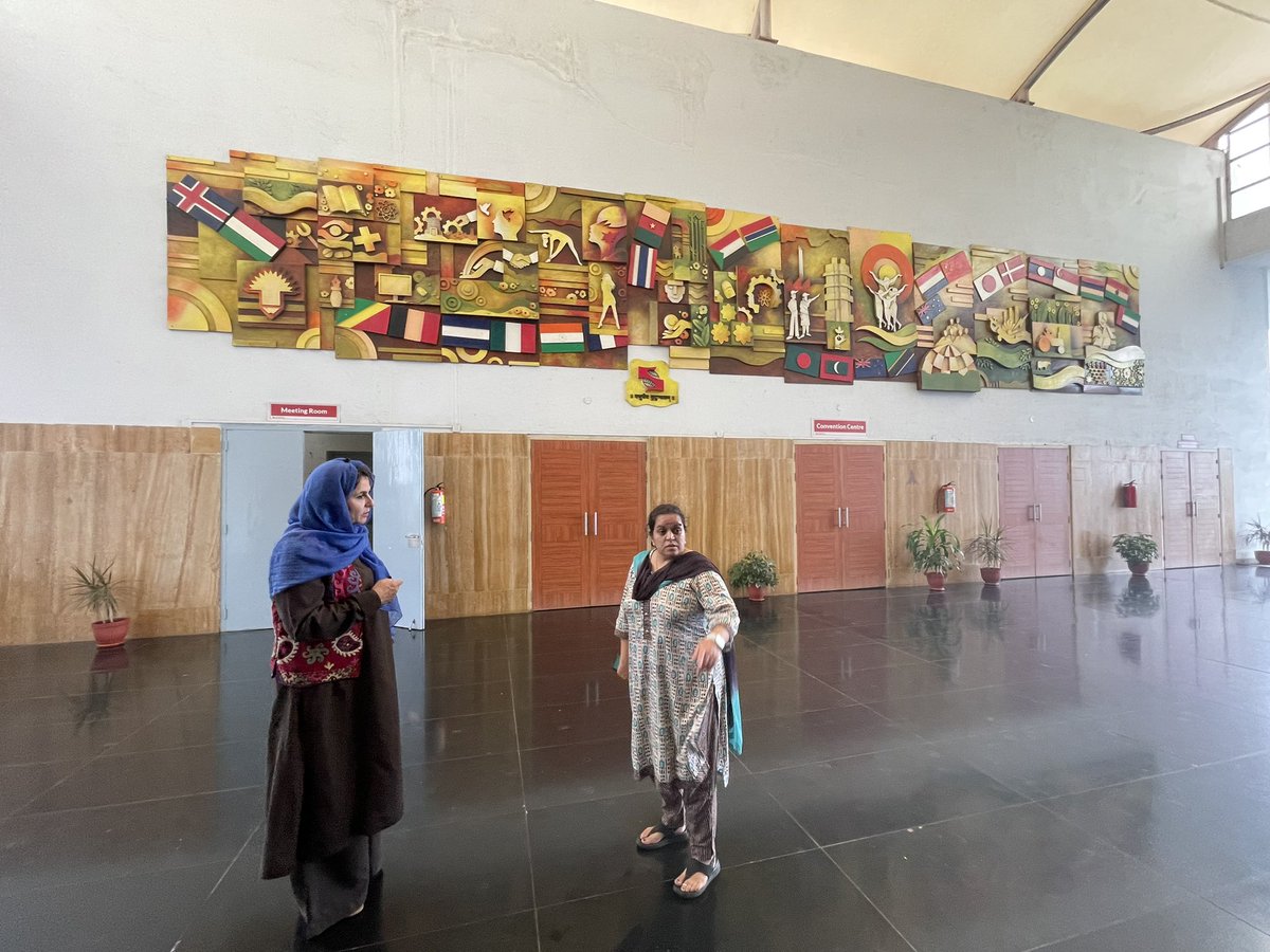 ZakiaWardak's tweet photo. 2
I am very pleased and grateful to announce that Symbiosis university showed support towards Afghan girls and agreed to provide freeship to Afghan girl students and scholarship for Afghan boy students.
@symbiosistweets https://t.co/YwKWdZtSy9