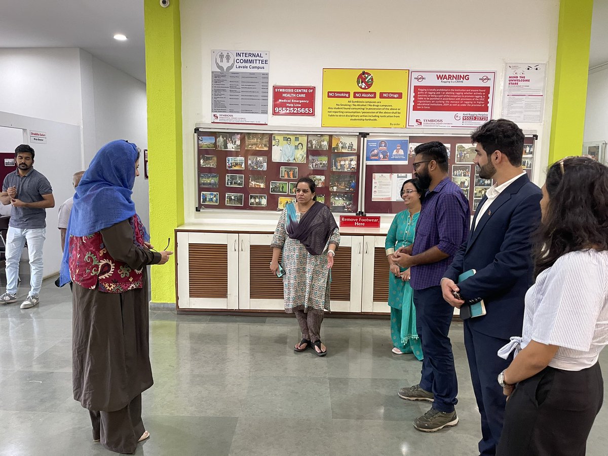 ZakiaWardak's tweet photo. 3
They can simply login onto the symbiosis website  &amp; register for the courses,  all they need is internet availability &amp; it is completely free for girl students.  It is great news for young Afghan boys and girls . I am thankful to @symbiosistweets for this wonderful opportunity. https://t.co/FYMGlNtQCO