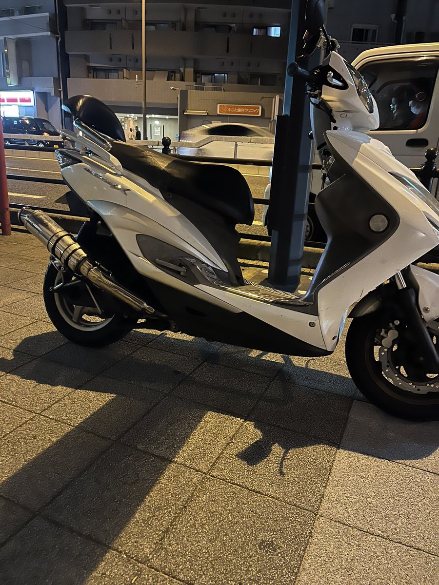 yusiguado's tweet photo. シグナス3型興味ある方DMお願いします🙇🏻
不具合なしで調子めちゃくちゃいいです！！
早期取り引きできる方値引き可能です🤤
#シグナス売ります
#アドレス売ります https://t.co/wwwnVg3ymT