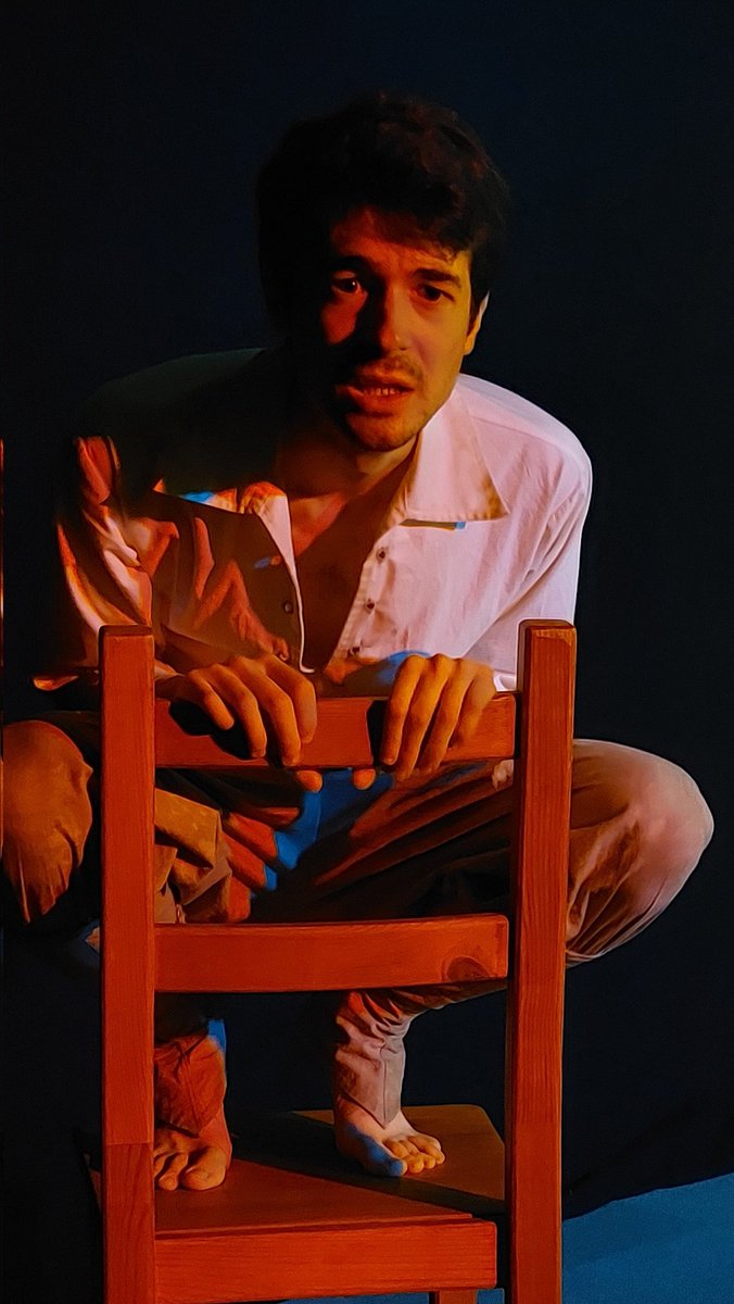 fronteirastl's tweet photo. Diego has arrived at the @ScotStoryCentre - #TheRottingHart is teched, dressed and ready to disturb you all! #edfringe23 https://t.co/FYFmXk6n1W