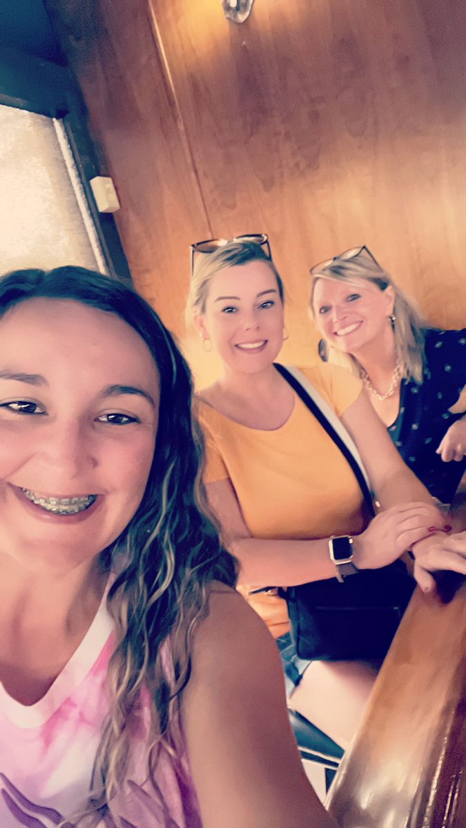 toniembailey's tweet photo. Cause weβre the 3 best friends that anyone could have ππ #mybffs #mygirls https://t.co/RRnrdBx5Rd