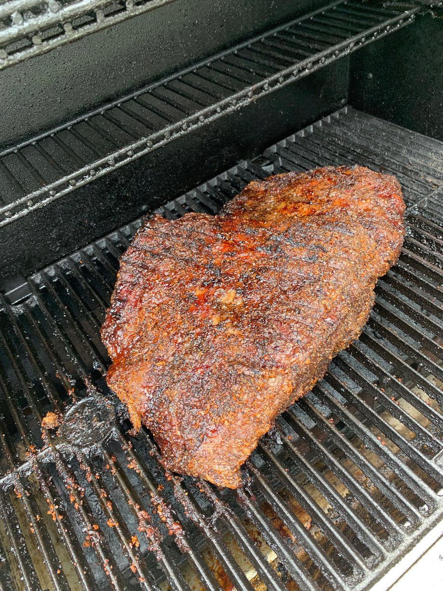 GrillsAlotDano's tweet image. 🎶I hate commies
But love me some brisket
I hate Xi Jinping
But love me some ribs
Putin is evil so are libs
Gimme some pulled pork
Kim Jong Un’s a dork
I hate Commies leave my land
I got coffee and a beer frequently in hand
Commies on Capitol Hill
Leave me be so I can grill🎶