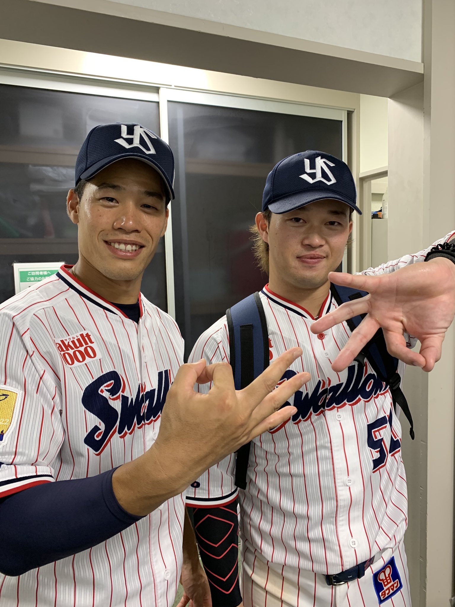 【新品・未使用】ヤクルトスワローズ 濱田太貴 2023年 選手会パーカー 選手会プロデュースパーカー販売 | 東京ヤクルトスワローズ
