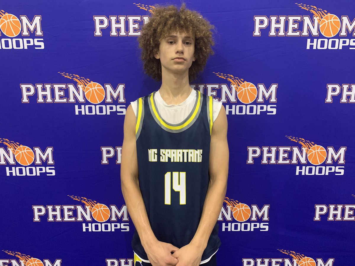 Phenom_Hoops's tweet photo. Game MVPs: NC Spartans Brown 15u

#14 2026 Henry Trent - 29 points
#3 2027 Sherm Winston - 15 points 

@NCSpartans #PhenomSummerGrind https://t.co/AAiXJE3yFV