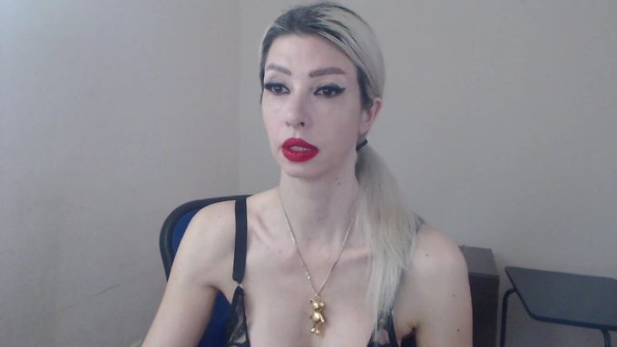 I'm online @MyFreeCams! #onmfc https://t.co/PlGLdxpm31 💚 https://t.co/9aTyzGMh7O<a class="tags" href="/tag/myfreecams">@myfreecams</a><a href="/tag/onmfc"class="tags">#onmfc</a>