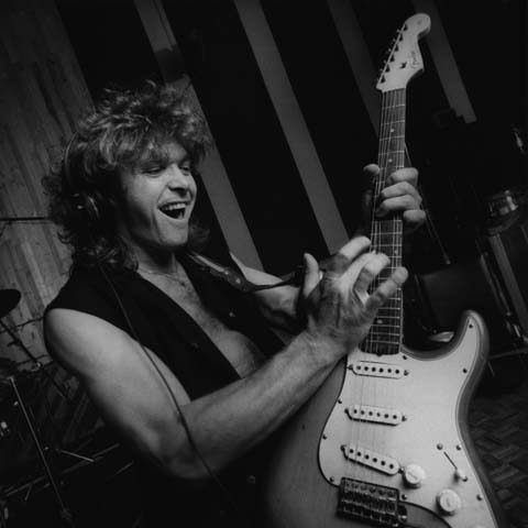 FMcClernon's tweet photo. @MattHughesMusi1 Brian “Too Loud” MacLeod. https://t.co/u1PSZ64mSA