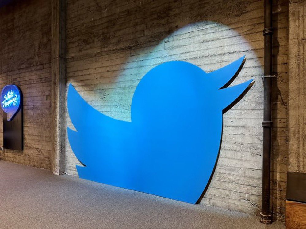 Not Elon Musk tweet media