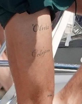 svgnofthetimws's tweet photo. oddio raga ecco cosa sta scritto!! https://t.co/9gcX0zRmYL