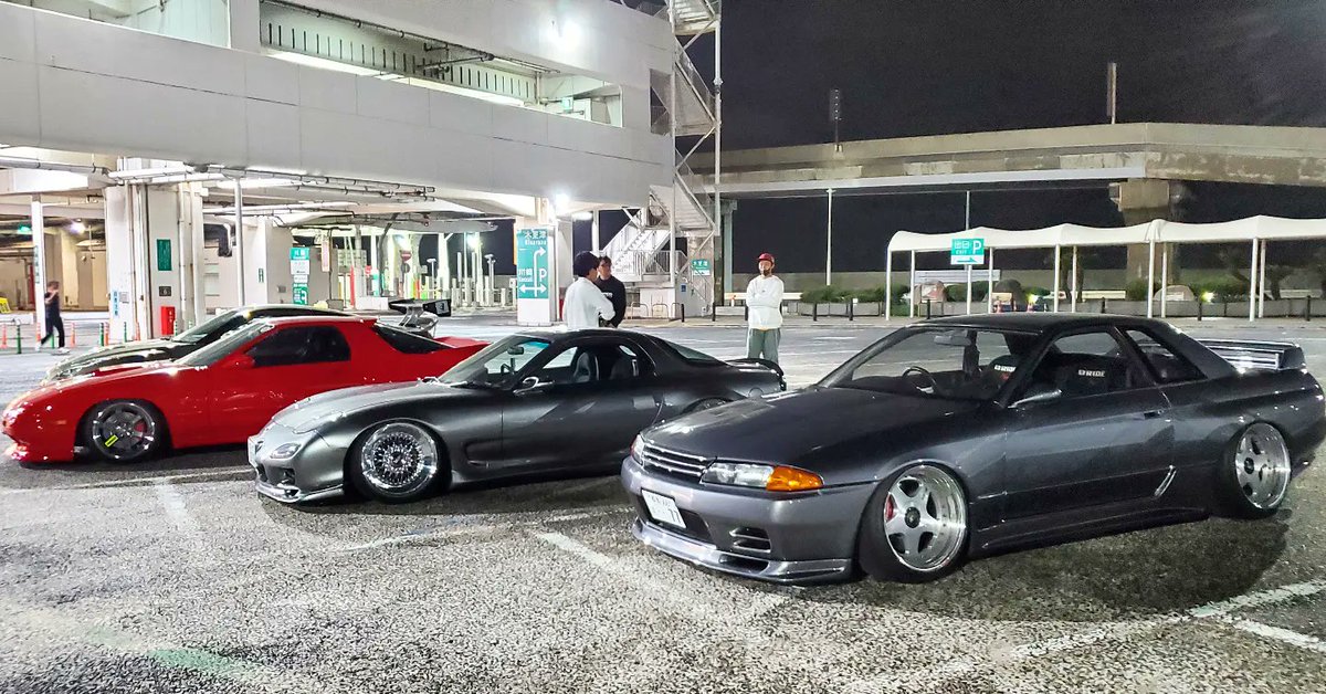 jdmglobalWH's tweet photo. Tokyo Underground Meet - the afterparty 😂

After a short blast from the secret location down the wangan and Tokyo Aqualine we come to Umihotaru - a parking area quite literally in the middle of Tokyo Bay. 

#RX7 #fd3s #fc3s #13b #brap #fdrx7 #fcrx7 #R34 #R35 #RB26dett #rb26 https://t.co/v9FgaFC0iG