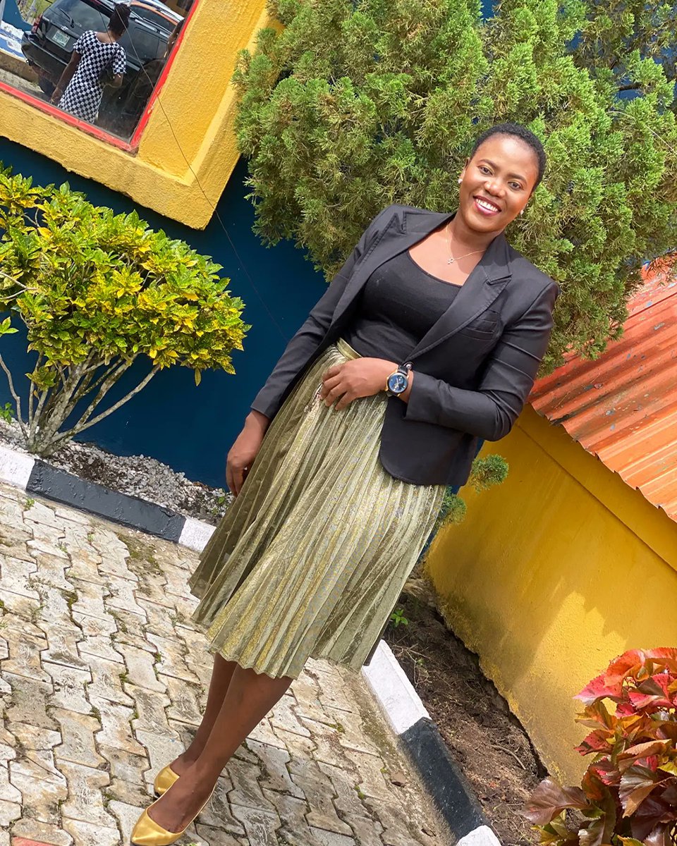 Ayomiplenty_01's tweet photo. Don’t try to make your old life better. Allow your new life to come in. It is what you truly deserve. A man can never raise above his mindset. Mindset is a pathway that lead you somewhere
#DevelopAPositiveMindset
#HappyLastSundayOfTheMonth
#Ayomiplenty https://t.co/8tNvz0rWIj