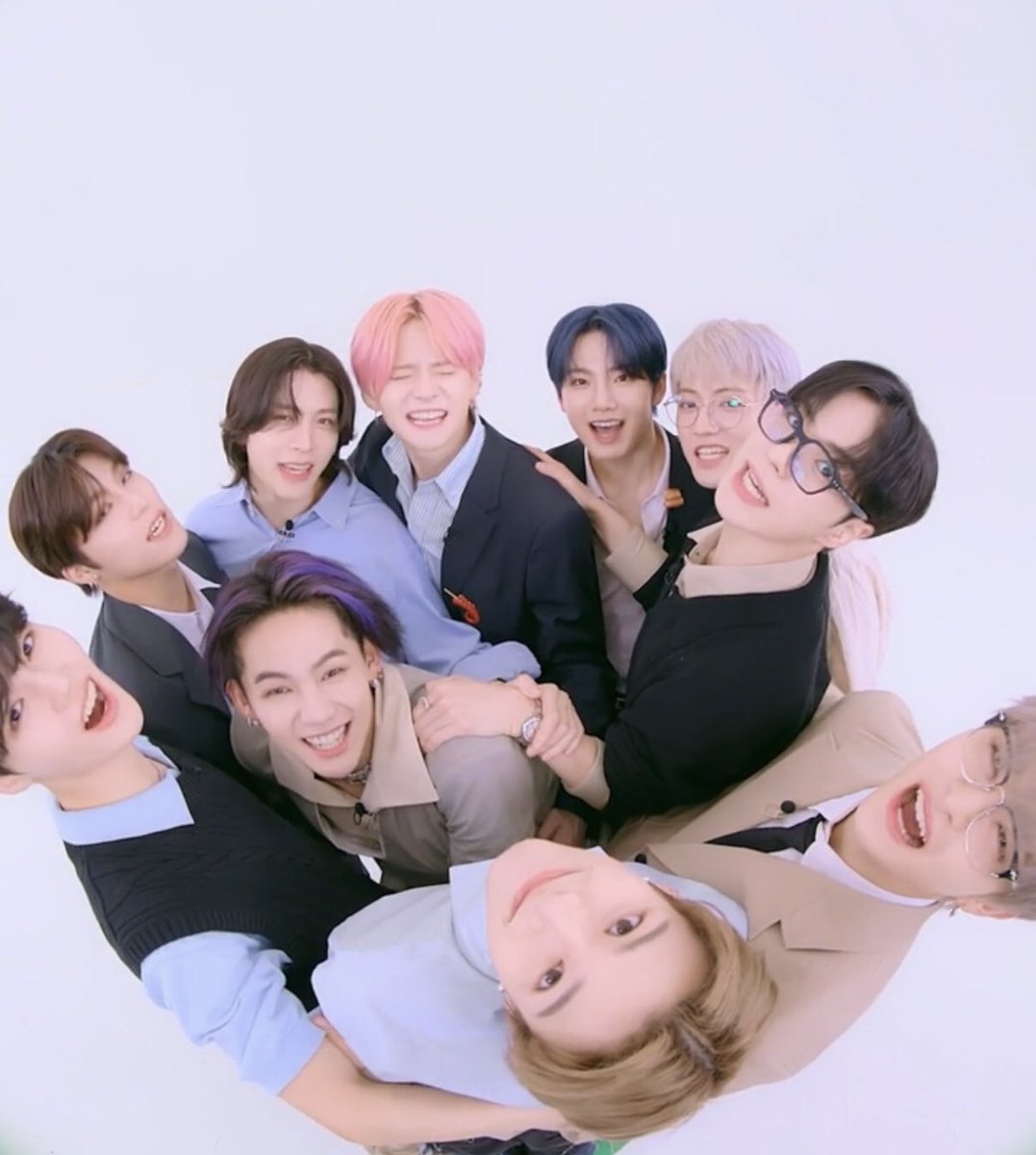 matetsushi's tweet photo. at the end of the day, it's treasure's love to us that keeps me going, will never get tired of supporting my precious gems, they keep giving our love back but they double it, i love you everyday @treasuremembers https://t.co/SJFG4scZ89
