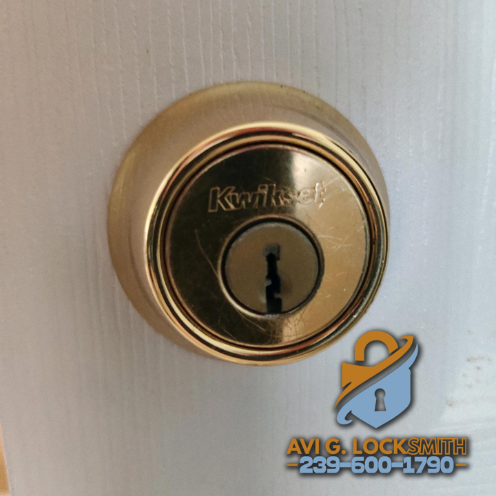 Avi_G_locksmith's tweet image. Choosing good locks for your house is crucial for ensuring the security and safety of your home and family.

#houseLocks, #Locksmith, #FortMyers, #CapeCoral, #Sanibel, #NorthFortMyers, #LehighAcres, #FortMyersBeach, #Estero, #Naples, #AviGLocksmith