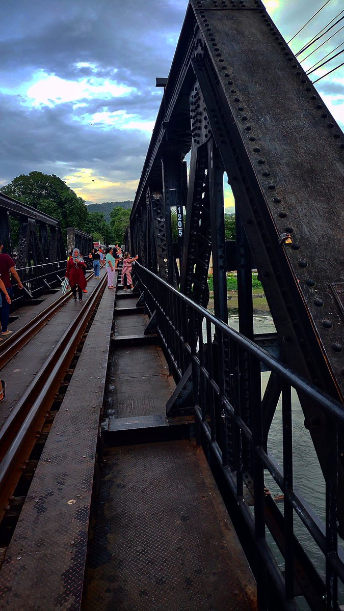 Nanee_1941's tweet photo. The Bridge on the River Kwai + steam locomotive https://t.co/akN2piXpwy