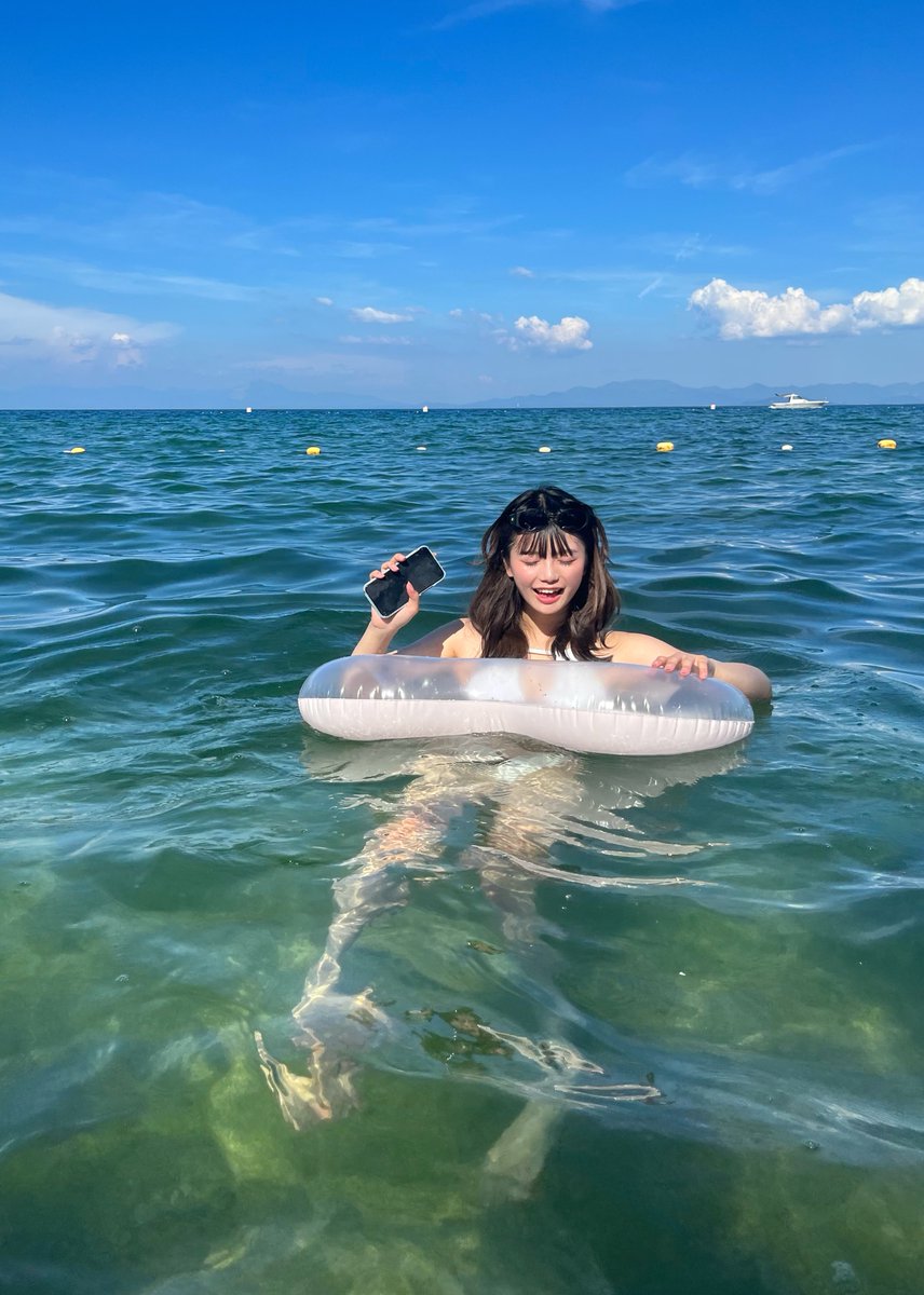 _rom_chu_'s tweet photo. キメてる時とガチ遊びしてる時の差オモロい https://t.co/nu5utZ2GcY