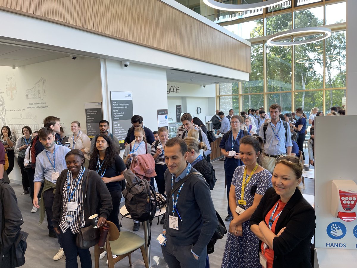 NeilDardis's tweet photo. Thanks @drpipskip & @clinedFHFT team for organising a brilliant #SimleyHealth event for our new trainee doctors - simulating ward rounds, NEWS calls, on-call & patient safety training to support in these roles for first time @FrimleyHealth @tblho https://t.co/leg1Sz8V0a