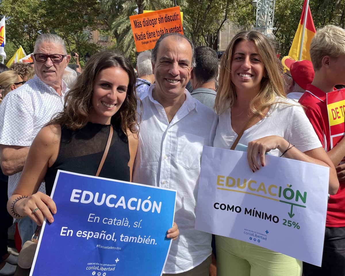 ConLaLibertadES's tweet photo. Enhorabuena, @GarciaAdanero por tu escaño en el #Congreso.

Sin duda alguna, aval de libertad y defensa de los intereses nacionales de todos los españoles. https://t.co/APnRI4VhOd