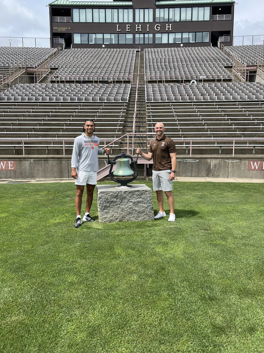 I absolutely loved Lehigh University yesterday on an unofficial visit! It was great to finally meet <a href="/coach_cahill/">Kevin Cahill</a> and <a href="/LU_CoachMac/">Mark McMaster</a> to see what Lehigh is all about!