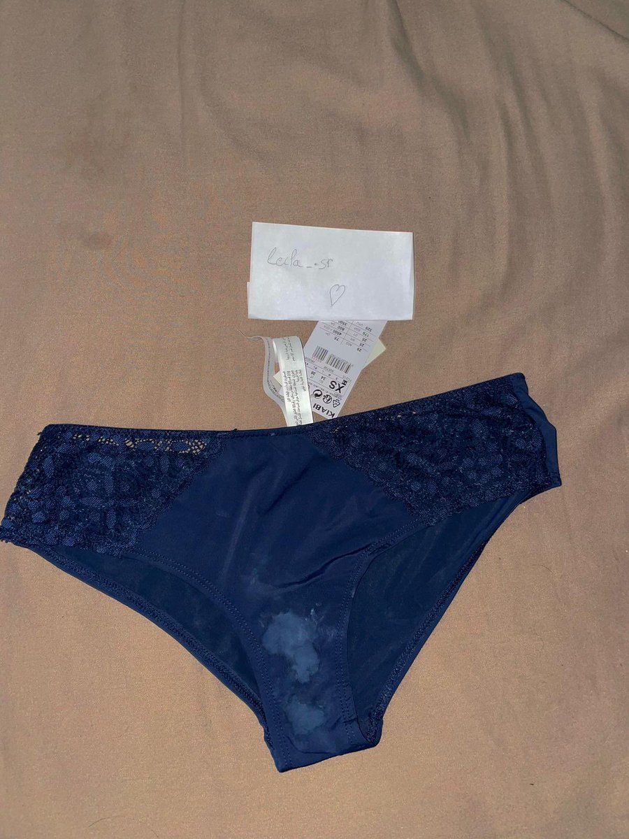 LeilaPvris's tweet photo. je vends mes culottes portées via Vinted 🥵🥵 
Les intéressés venez en privé 😘😘😘 https://t.co/1RGnFfNo8D