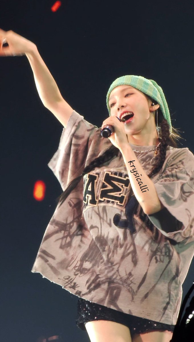 krysicalli's tweet photo. #태연  #김태연 #직캠 #TAEYEON #KimTaeyeon #TheODDOfLOVE #TheODDOfLOVE_in_MANILA  #TAEYEONCONCERT_TheODDOfLOVE

@TAEYEONsmtown https://t.co/g9q2rNA2wr