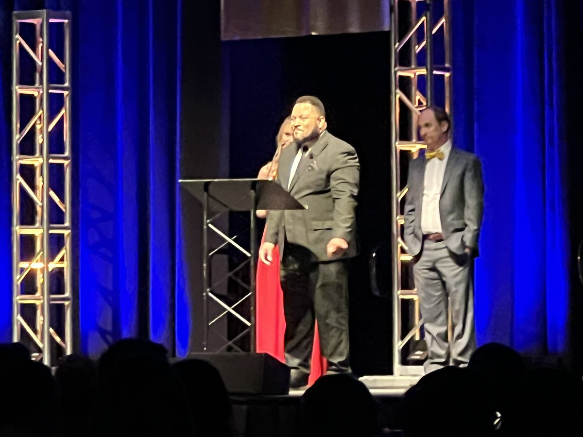 MarioAndersonTV's tweet photo. A BIG congratulations to my @SpectrumNews1KY team on their nominations and @OhioValleyEmmy WINS!

Hardwork pays off and teamwork really does make the dreamwork! 🏆 #OVEmmy https://t.co/8epFcgn7pF