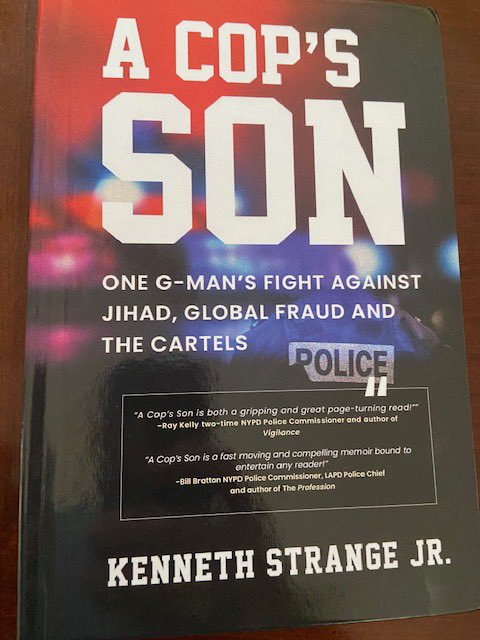 CommissBratton's tweet image. If you’re looking for a good read about policing, I certainly recommend “A Cop’s Son!” Happy to have my blurb on the cover. 

“𝘼 𝘾𝙤𝙥’𝙨 𝙎𝙤𝙣 𝙞𝙨 𝙖 𝙛𝙖𝙨𝙩 𝙢𝙤𝙫𝙞𝙣𝙜 𝙖𝙣𝙙 𝙘𝙤𝙢𝙥𝙚𝙡𝙡𝙞𝙣𝙜 𝙢𝙚𝙢𝙤𝙞𝙧 𝙗𝙤𝙪𝙣𝙙 𝙩𝙤 𝙚𝙣𝙩𝙚𝙧𝙩𝙖𝙞𝙣 𝙖𝙣𝙮 𝙧𝙚𝙖𝙙𝙚𝙧.”