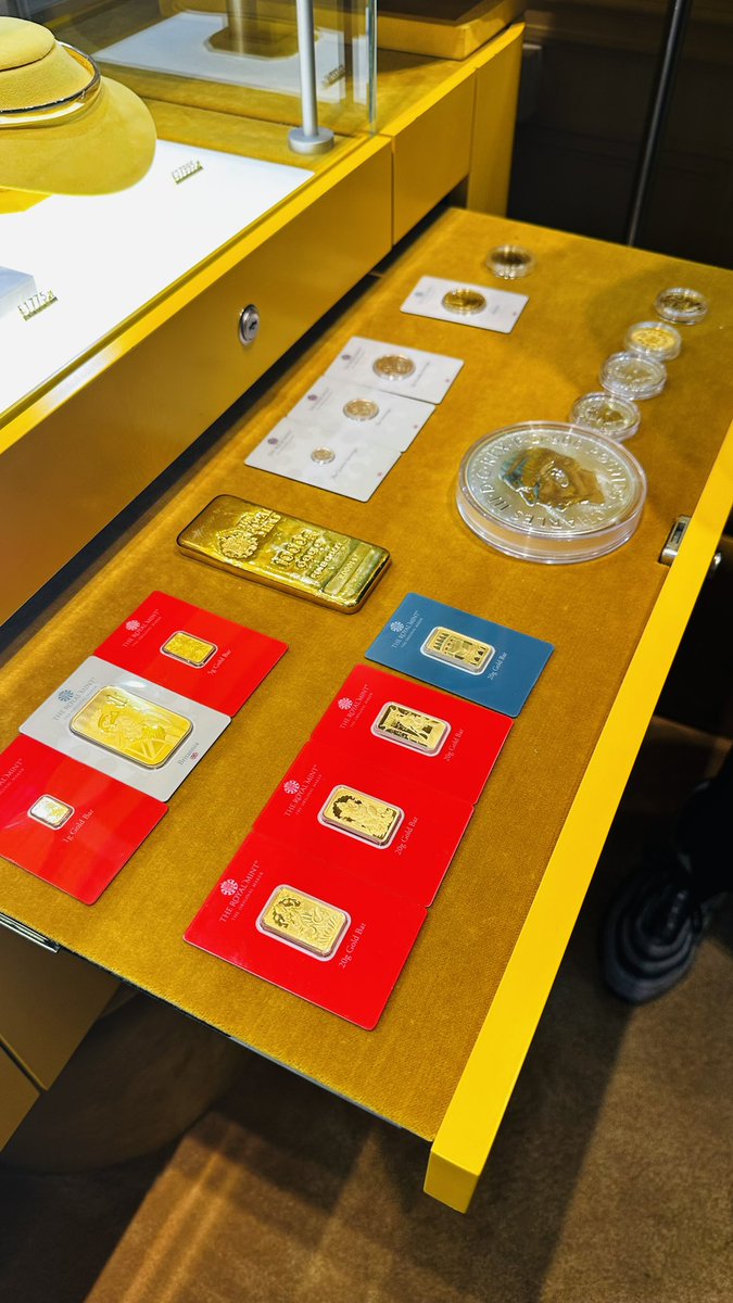 preconvision's tweet photo. Did you know the oldest business institution within the UK and still in existence to this day is The Royal Mint? 

This company is the Home of Gold for the UK and stretches back more than 1,100 years and founded in 886. https://t.co/TWvCODqDNQ