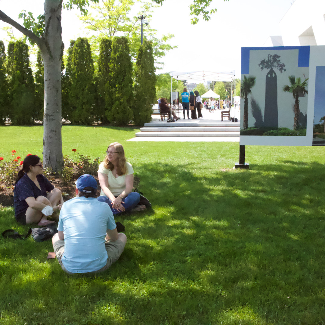 AgaKhanMuseum's tweet photo. The Aga Khan Park is a true oasis in the city. Featuring outdoor exhibitions and seasonal programming like yoga, dance workshops, and tours, the Aga Khan Park is a must-visit on your next Museum day.

Visit https://t.co/HG4X9W3z12 to find out what's happening  

📸 Aly Manji https://t.co/j9dYwawftL