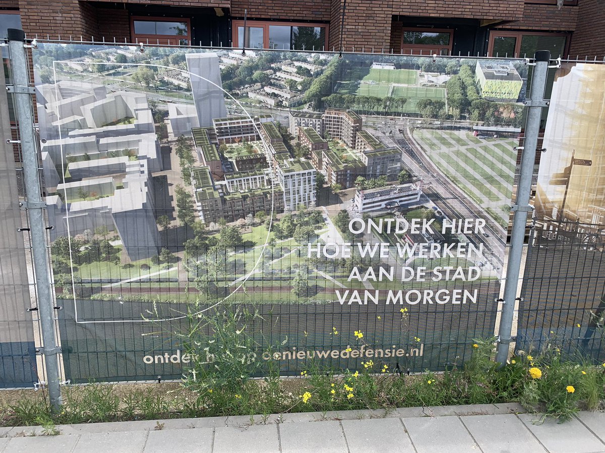 MauriceHengevel's tweet photo. Een rondje stad in 8260 stappen! #betonnerie #denieuwedefensie #rabobrug #ledigerf https://t.co/bzp50P6MlV