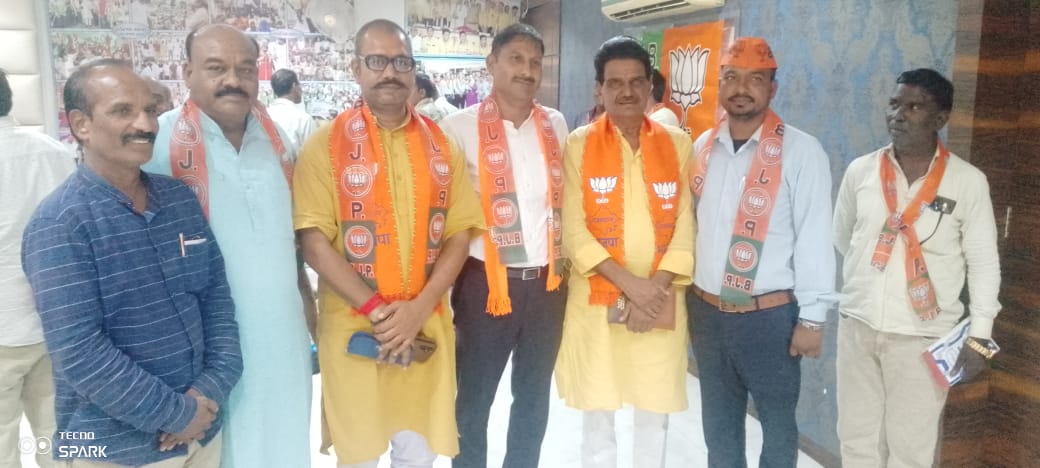 rastrgaurav's tweet photo. नमो वॉलिंटियर कार्यशाला कोटा शहर जिला
नही सहेगा राजस्थान
@chshekharbjp https://t.co/kC1EfeGiI3