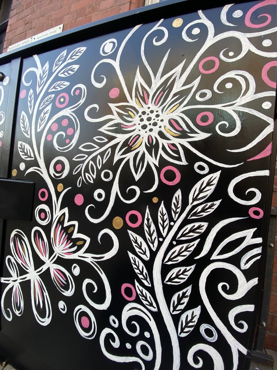 EmmaLucyArt's tweet photo. There’s a brand new @ChesterBID Mini Mural Map with a competition on the back for a chance to win a £100 Chester gift card!
🏺 You can pick one up for free from @Chester01244
https://t.co/7tJTr8SHHw
(Competition ends 4/9/23)
#competition #minimural #streetart https://t.co/nlP3wDhWXH