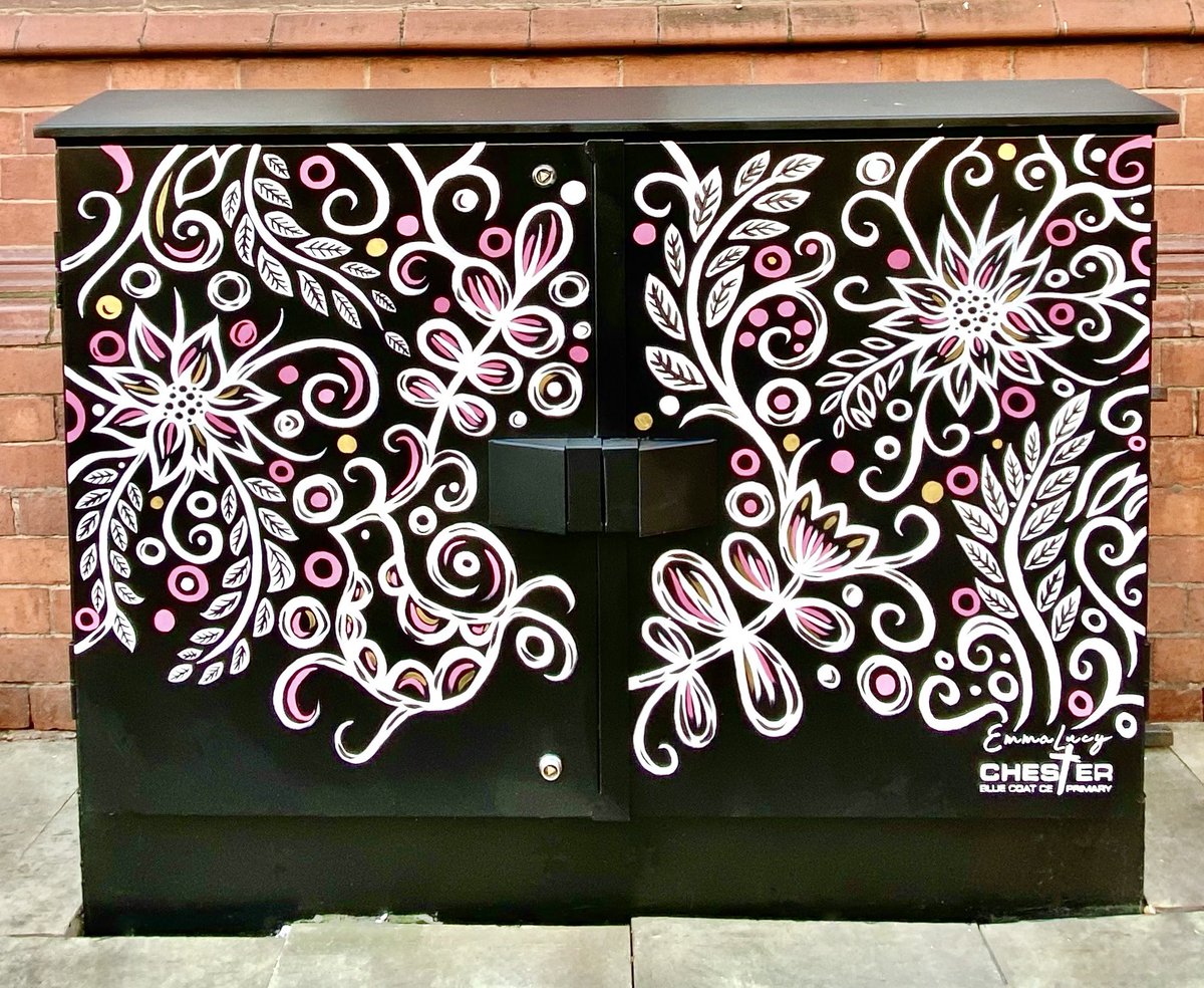 EmmaLucyArt's tweet photo. There’s a brand new @ChesterBID Mini Mural Map with a competition on the back for a chance to win a £100 Chester gift card!
🏺 You can pick one up for free from @Chester01244
https://t.co/7tJTr8SHHw
(Competition ends 4/9/23)
#competition #minimural #streetart https://t.co/nlP3wDhWXH