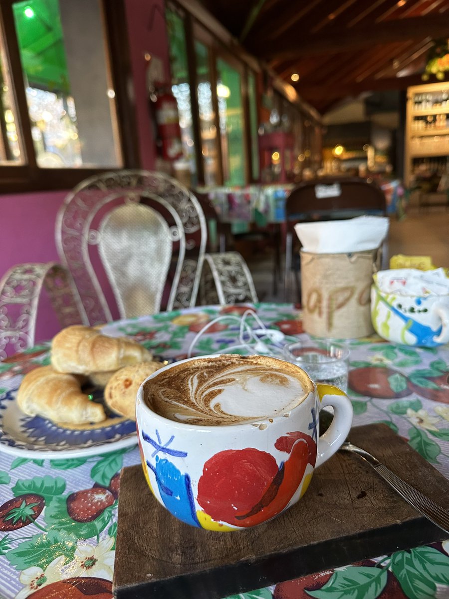 Chau sábados de fiesta, hola domingos de desayunar en algún barcito random