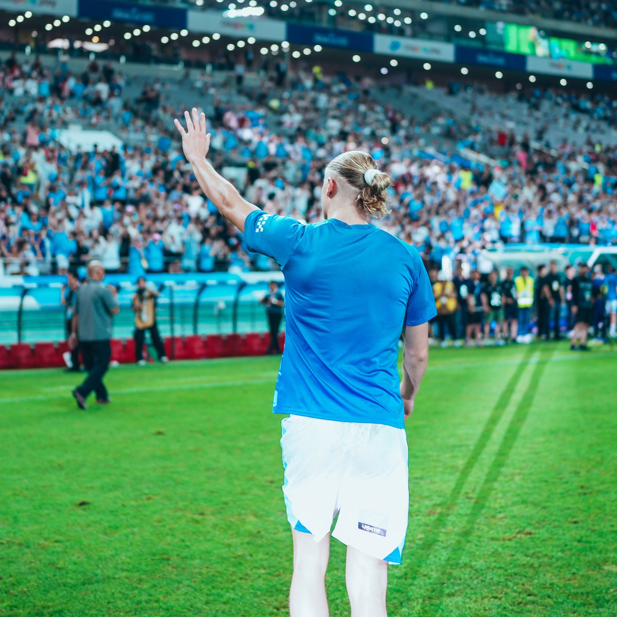 ManCity tweet picture